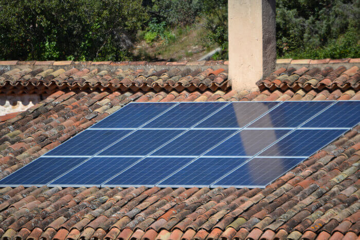 panneau solaire rigide