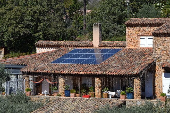 panneau solaire rigide